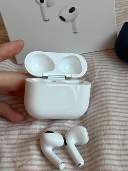 Apple AirPods generace 3 - 6
