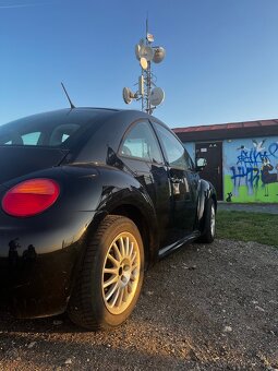 VW New Beetle 2.0 85kw - 6