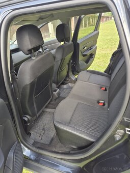 Dacia Duster 1.6sce 84kw r.v 2018 - 6
