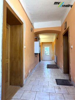 Pečky, Prodej Rodinného domu 4+kk s vejminkem a dvorem (265 - 6