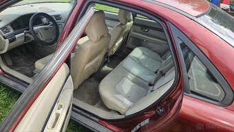 Volvo S80 2.4 D5 manuál - 6