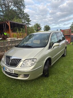 LANCIA PHEDRA 2.2 HDi Bi-turbo 125Kw - 6