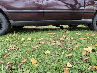 Dily z auta  sedan e34 bmw - 6