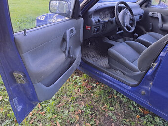 Prodám Škoda felicie rok 1998, 1.3 MPI na náhradní díly - 6