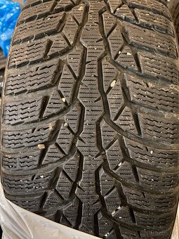 Plechové disky 16” 5x112 a zimní pneu 215/60/R16 - 6