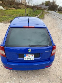 Predám Skoda Octávia 1,8Tsi,118kw, model 2010 - 6
