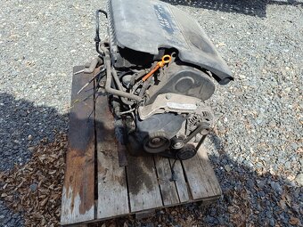 Motor a převodovka Škoda Fabia 1.4 55.kw ben.16V 03 (K989) - 6