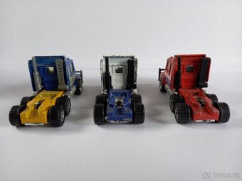 MATCHBOX CONVOY - SCANIA T142 - POZRI DETAILNÉ FOTO - 6