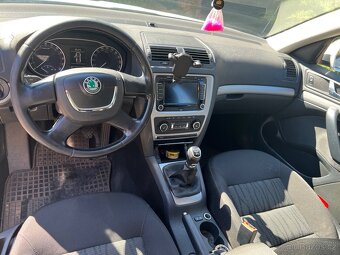 Octavia 2 1.6TDI 77kw 2011 - 6