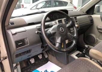 Nissan X-Trail 2.2 DCi 4x4 nafta manuál 100 kw - 6