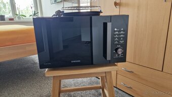 Mikrovlnná trouba Samsung - 6