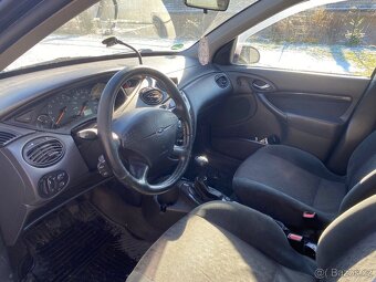 Ford Focus Mk1 1.6 Combi Ghia na díly levně - 6
