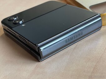 Samsung Galaxy Z Flip 4. 256Gb - 6