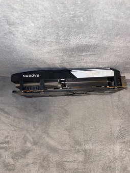 Asus Dual Radeon RX 6700 XT 12 GB - 6