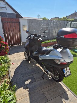 Piaggio mp3 250 ie - 6