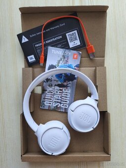 Prodám nová bílá sluchátka JBL TUNE 520 BT - 6
