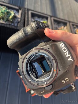 Sony Alpha SLT-A68 + příslušenství (Rollei C5i) - 6