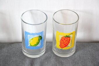 Retro skleničky s malinami a citrony - 6