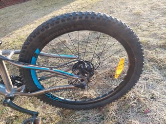 KELLYS Marc 70 24" (120-150cm) - 6