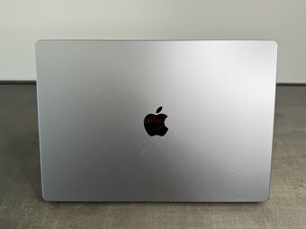 MacBook Pro 16'' 2021 / M1 Pro / 16GB / 512GB SSD - DPH - 6