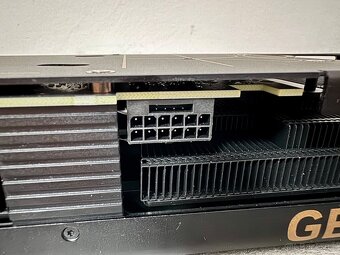 RTX 4080 SUPER PROART A RTX 4070 SUPER PROART - 6