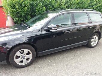 Volvo V70 2.0D 2010, černá metalíza - 6