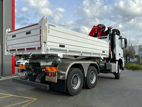 Mercedes Benz Arocs 3348 6x6 sklápěč jeřáb FASSI F255A - 6