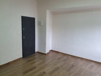 Pronájem bytu 1+kk 30m2 Strančice, Praha-východ - 6