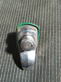 Zámek na VW T1 i T2 - 6