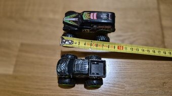 2 autíčka monster truck - 6
