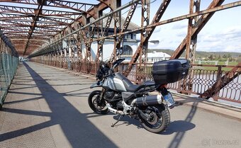 Moto guzzi v 85tt E4 2019 pouze 9tkm - 6
