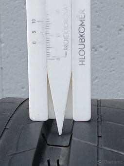 Pěkné letní pneu Michelin 255/50/19 , 235/55/19 vzorek 7mm - 6
