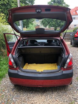 Kia Rio 1.4i - 6