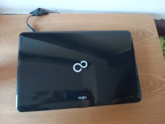Velký notebook 18,4", Fujitsu, Core i5, 8Gb/256GB SSD + 1TB - 6