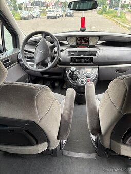 Prodám Peugeot 807 2.0HDI - 6
