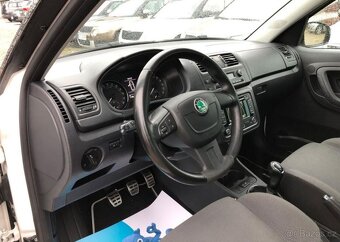 Škoda Roomster Scout 1.6 TDi nafta manuál 66 kw - 6