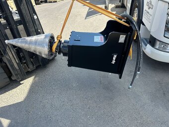 Kuželový štípač pro minibagr 6-12T, kužel 300mm - 6