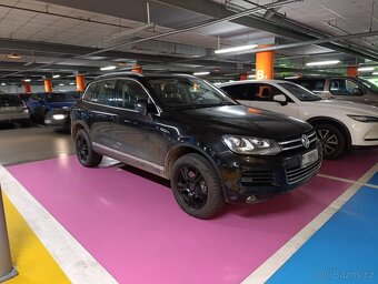 VW Touareg 3.0 tsi hybrid 380Ps - 6