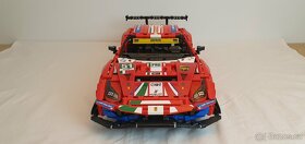 LEGO Technic 42125 Ferrari 488 GTE - 6