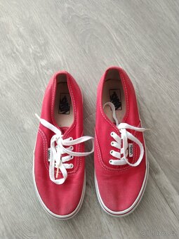 Vans dětské unisex plátěnky velikost 33. - 6