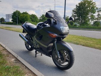 Kawasaki ZZR 600 - 6