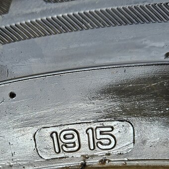 Zimní kola Nissan 215/65/16, 6.5JJx16 ET40 č. AD31 - 6
