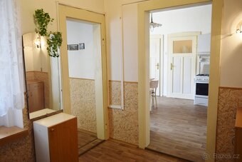 Prodej velkého bytu 2+1 v centru Trutnova - 6