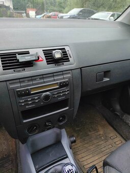 Škoda Fabia 1.4 16V 55kw - 6