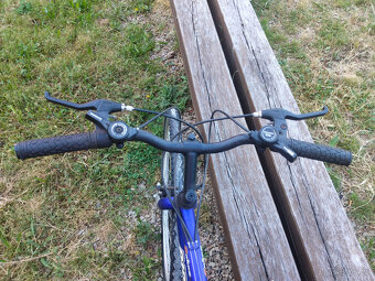 Trekingové kolo, dobrý stav, rám vel. 20", kola vel. 28" - 6