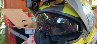 Moto odklápěcí přilba NZI - 6