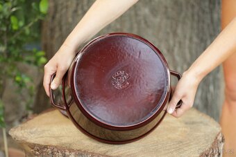 litinový hrnec STAUB original 28 cm grenadine - 6