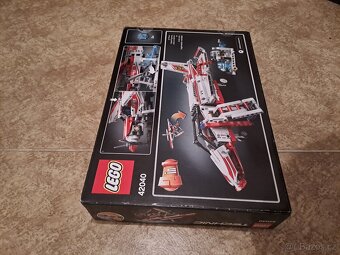 LEGO Technic 42040 Požární letoun - 6
