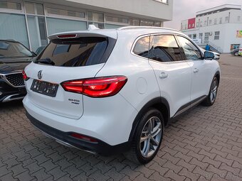 MG EHS PHEV Luxury 1.5 190kW AUT. 60tkm Panorama Virtual LED - 6
