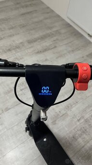 Elektrická koloběžka CORY COOL – výkon 500W, dojezd 70km - 6